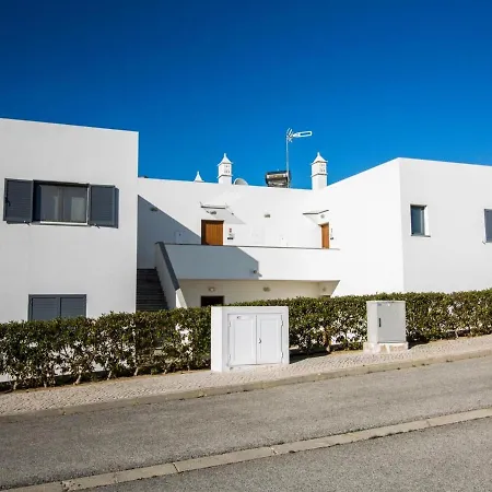 Apartmán - Pool And Sea View & Tennis Court & Bbq *