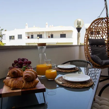 - Pool And Sea View & Tennis Court & Bbq *